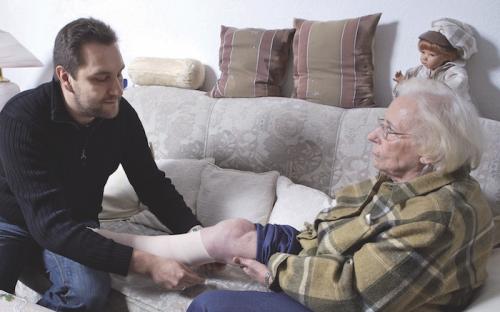 Hauptsache daheim. Der Wunsch vieler Menschen ist es, so lange wie möglich zu Hause bleiben zu können. Foto: Bettina Bormann